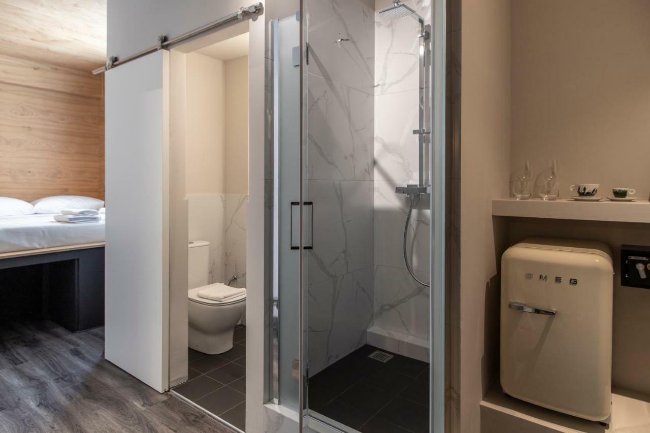 Aparthotel Bespoke House Atene Esterno foto