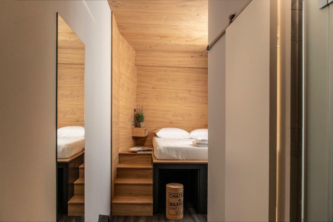 Aparthotel Bespoke House Atene Esterno foto